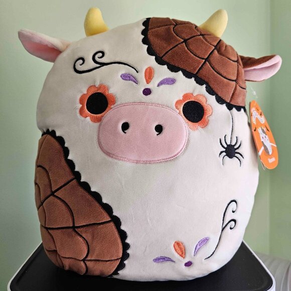 NWT 12" Ronnie 2022 HTF Day of the Dead Halloween Cow Squishmallow - Picture 1 of 2
